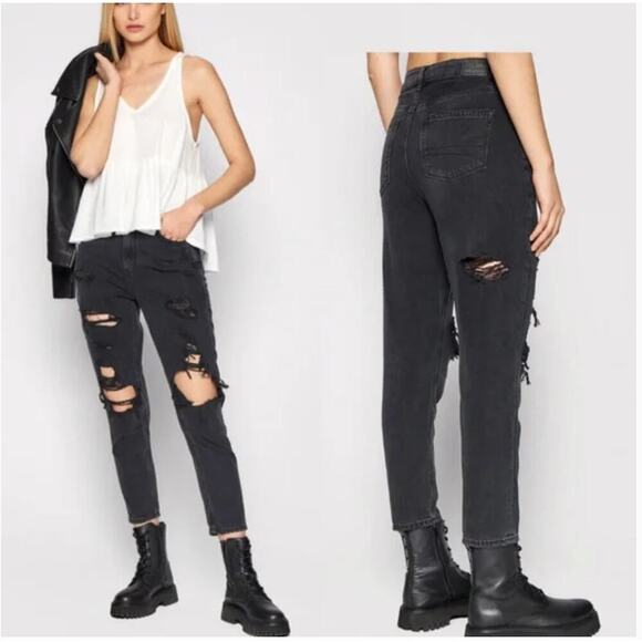 American Eagle Distressed Black Denim Mom Jeans 6 - Picture 1 of 6